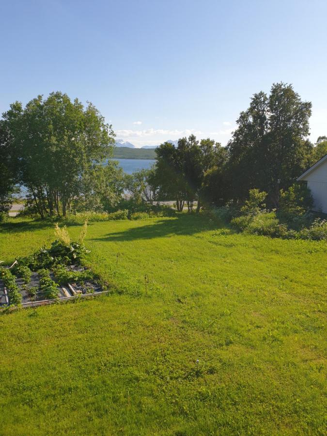 Strand Apartments Kvaloysletta Екстер'єр фото