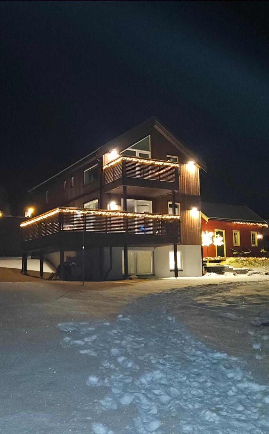 Strand Apartments Kvaloysletta Екстер'єр фото